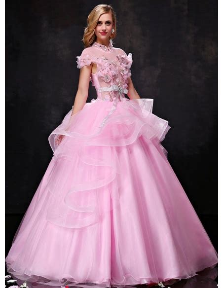 Lo sposo in bianco è la vera tendenza matrimonio 2020. Abito da Sposa Colorato particolare vintage con corpetto ...