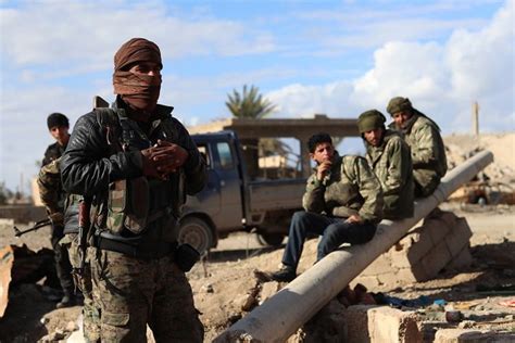 Makin Terjepit Berapa Luas Wilayah Yang Kini Dikuasai ISIS Di Suriah