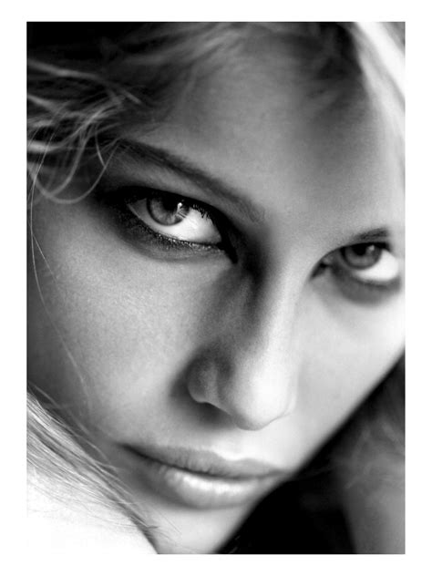 Does laetitia casta have tattoos? Laetitia Casta Face — Celeb Lives