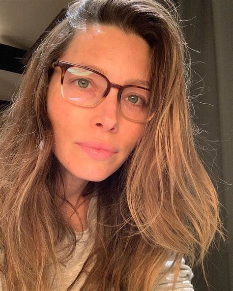 Jessica Biel Shares A Makeup Free Selfie For A Great Cause Kift The