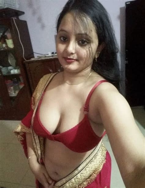 Indian Bhabhi Exposing Big Boobs On Selfie Cam Fsi Blog Pkresurs