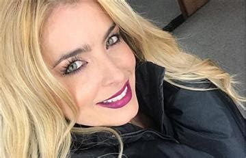 Cristina hurtado detalló que abrió un canal de youtube donde contará a sus seguidores cosas sobre ella, su esposo, hijos y su vida en general, y aseguró que será un poco más atrevida. Así lucía Cristina Hurtado a sus 21 años de edad