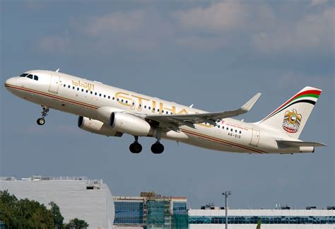 A6 EIS cn 5714 First A320 232 Sharklets for Etihad Airways at