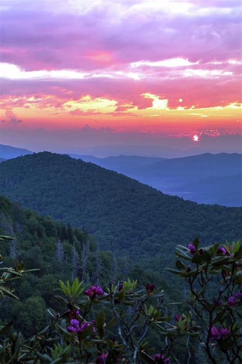 Sunrise Off The Blue Ridge Parkway North Carolina Photograph By Carol
