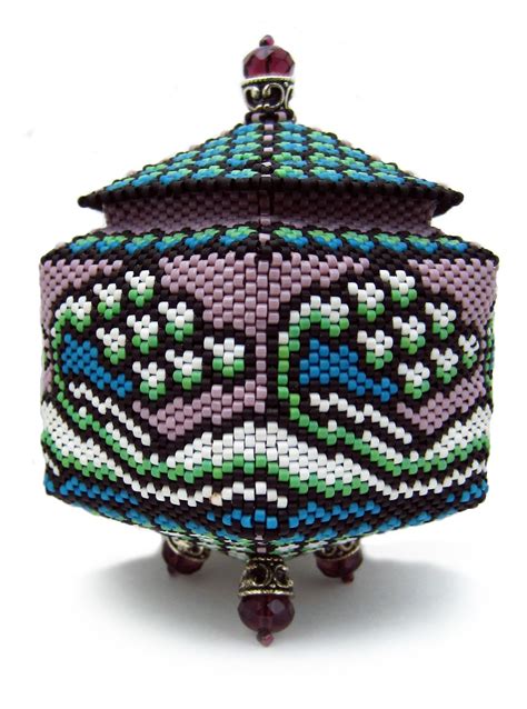 Julia S Pretl Boxes Beaded Boxes Beaded Bags Box Patterns