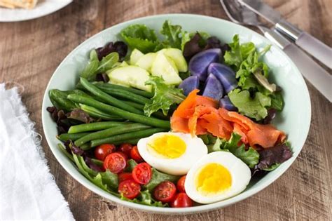 Find more christmas starters over at tesco real food. Smoked Salmon Niçoise Salad | Simple Healthy Kitchen