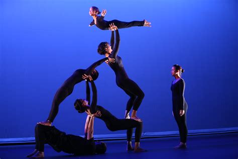 Acrobatics Prisma Dance