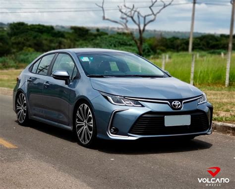 Vehículos | autos, camionetas y 4x4. Novo Corolla XEI rebaixado com rodas Volcano Atlanta aro 20″x7,5″