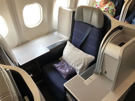 Review Malaysia Airlines A330 Business Class Denpasar Kuala Lumpur