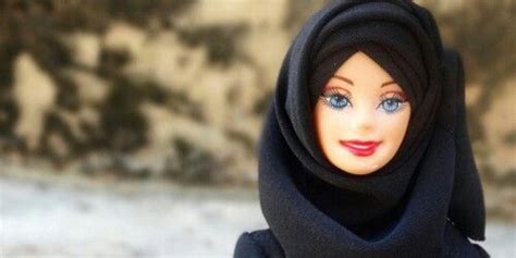 Haneefah Adam Creates Hijarbie A Hijab Barbie Taking Over Instagram Hijab Barbie Hijab
