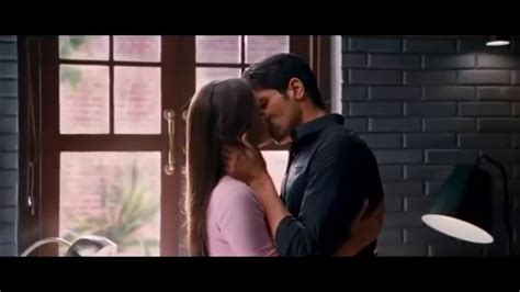 alia bhatt all kissing hot scene youtube