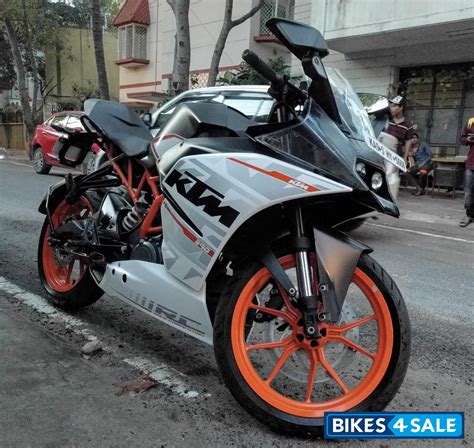 Used 2015 Model Ktm Rc 390 For Sale In Bangalore Id 195503 White
