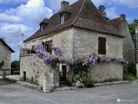 Dreaming of a holiday in provence? Maison de village authentique avec vue imprenable