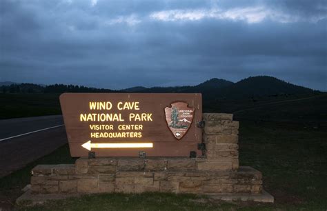 National Parks Images National Parks National Park Signs Wind Cave