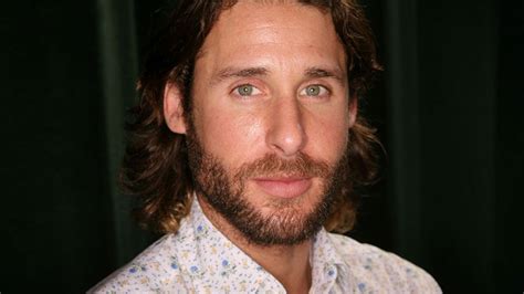 David mayer de rothschild is a british adventurer, ecologist, and environmentalist and head of sculpt the future foundation, a charity that. How Environmentalist Author David de Rothschild Lives His ...