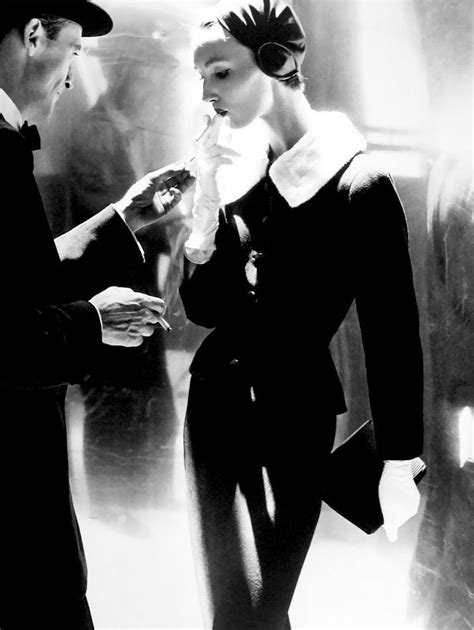 1954 New York Harper´s Bazaar Model Evelyn Tripp Photo By Lillian