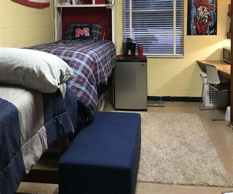Cool College Dorm Room Ideas For Guys To Get Inspiration