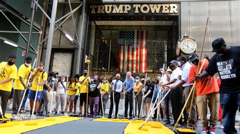 Nyc Paints Black Lives Matter Mural In Front Of Trump Tower