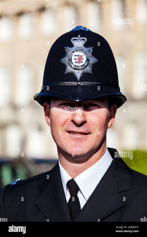 Uk Police Uniform Hi Res Stock Photography And Images Alamy