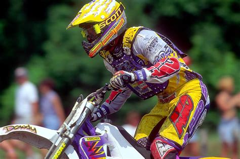 People starting motocross are notorious for holding on far too tight. This Week in Yamaha History: Dowd in 1994 - Motocross ...
