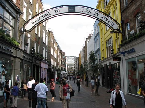 Your Guide To The Famous Carnaby Street Gamintraveler