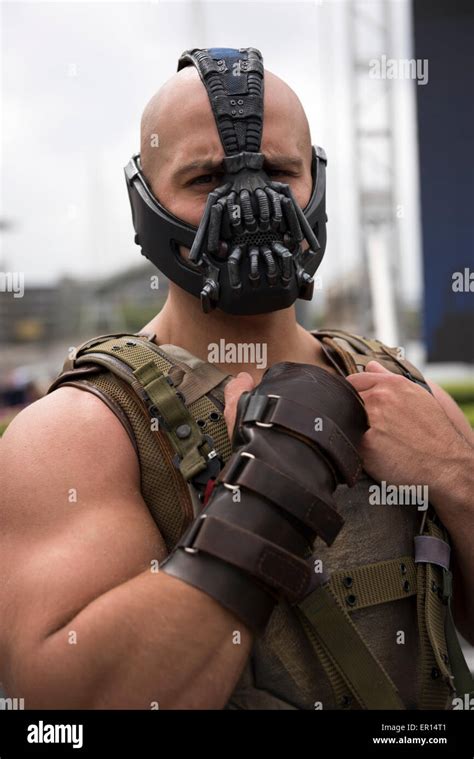 Bane Batman High Resolution Stock Photography And Images Alamy