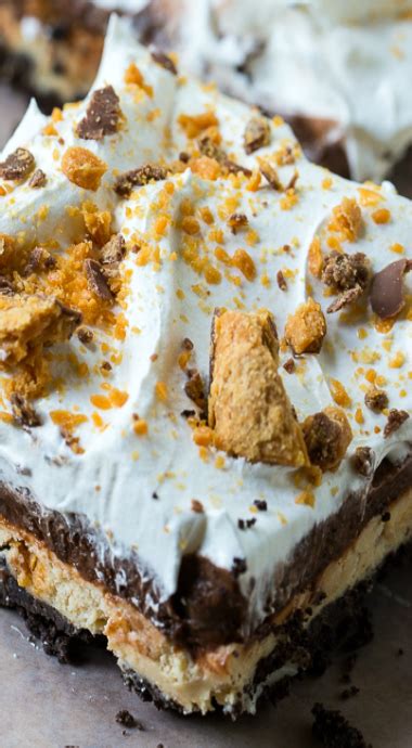Butterfinger lush so many delicious, creamy layers and the buttery crunch of butterfinger candy. Butterfinger Lush | Recipe (With images) | Desserts ...