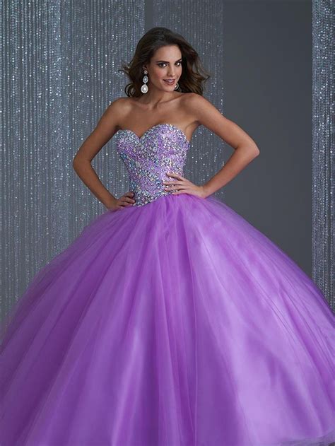 2022 Purple Beaded Puffy Ball Gown Quinceanera Dresses Beads Sweet 16 Dress Pageant Gowns