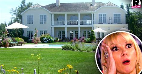 downsizing ‘rhony star ramona singer forced to sell beloved hamptons mansion in divorce from