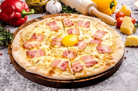 Pizza Carbonara Italiana ¡casera Y Con Huevo Babycocina