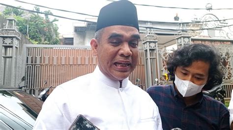 Sekjen Gerindra Prabowo Bakal Pertimbangkan Riza Patria Maju Pilkada