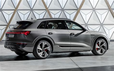 2022 audi q8 e-tron