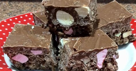 Chocolate Clinker Crackle Slice By Pingping A Thermomix Recipe In