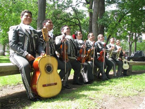 Mariachis In San Antonio Tx Mariachi San Antonio Tx Mariachi Band