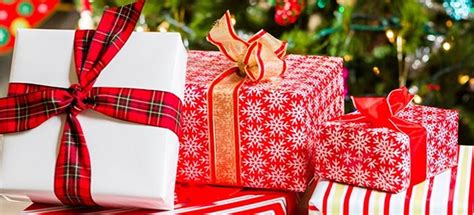 Finding christmas gifts for your boyfriends doesn't have to be a struggle. Christmas Coach Holidays 2021 | Door2Tour.com