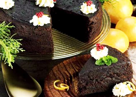 Immerse yourself in the culture of jamaica through our music, art, dance, entertainment, and history, and you'll understand the feeling of community. The Jamaica Culture Jamaica Christmas Cake / Real Jamaica Fruit Cake Cake Black Cake Christmas ...
