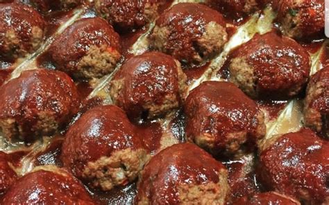 Spread the top of the meatloaf with the remaining barbecue sauce and bake. Becca's BBQ Meatloaf | Healthy School Recipes
