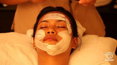 Facial Thai Massage Steps How To Do Face And Cheek Massage Learn