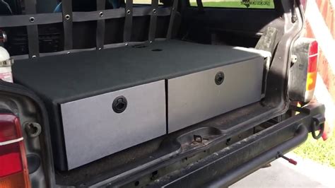 Jeep Cherokee storage/grill 