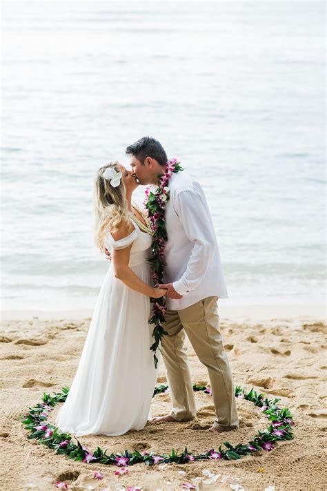 Wedding Gowns Oahu