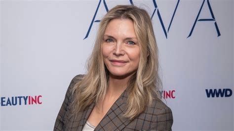 Michelle Pfeiffer Looking To Part Ways With 25 Million La Home Sky