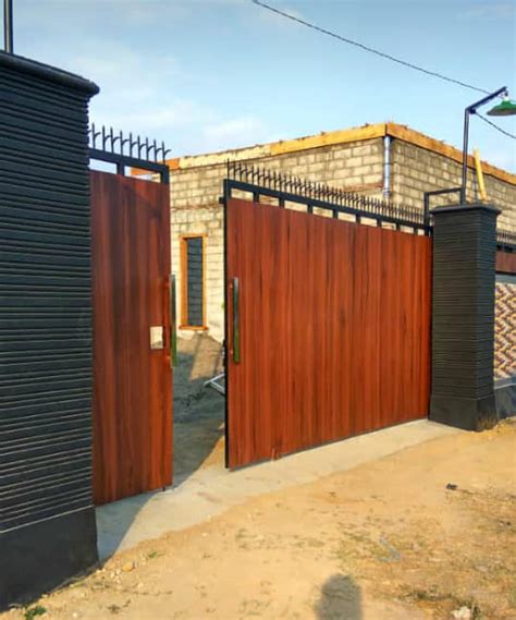 Perbedaan utama dari coating dengan galvalum adalah kandungan apakah anda termasuk sebagian orang yang menginginkan pagar rumah yang terlihat kokoh, namun bosan. Jasa pemasang pembuat kanopi/canopy teras rumah garasi ...