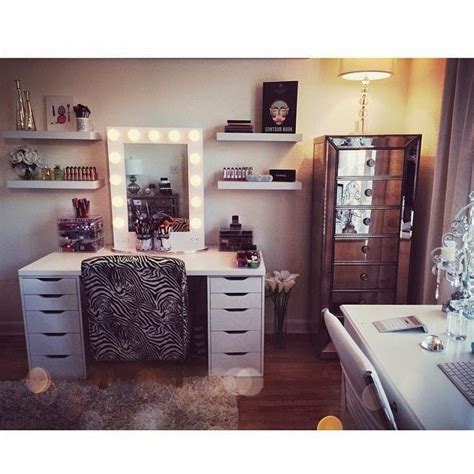 Related image | Beauty room, Home, Bedroom decor
