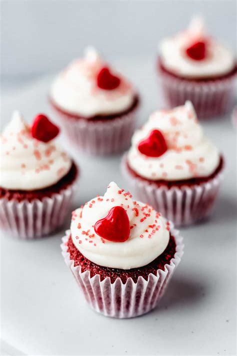 Mini Red Velvet Cupcakes With Vanilla Cream Cheese Frosting