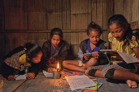 Tantangan Pelaksanaan Pendidikan Dasar Di Daerah Perdesaan Dan Tertinggal Baktinews