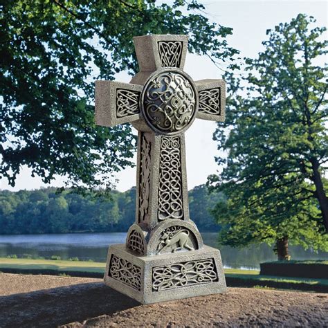 Design Toscano Donegal Celtic High Cross Statue And Reviews Wayfair