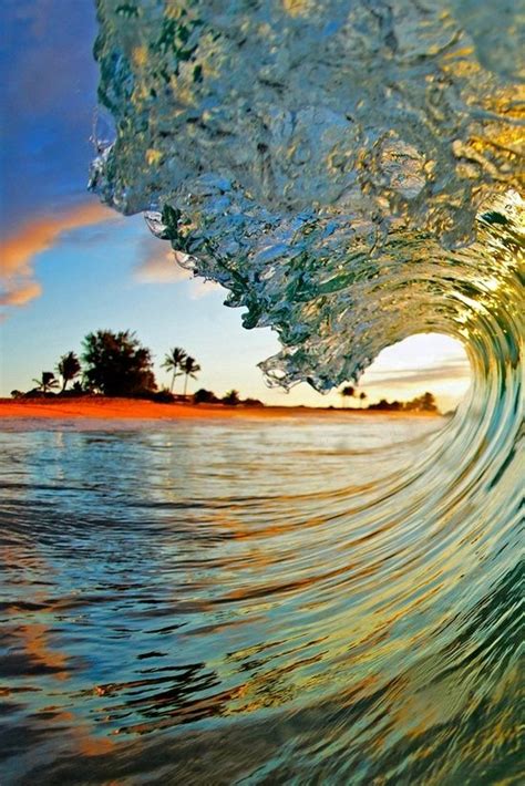 A Babe Tribute Waves Photos Ocean Waves Beautiful Ocean