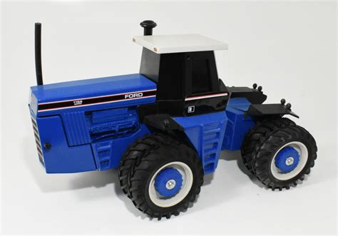 116 Ford Blue Versatile 1156 4wd Tractor W Duals Daltons Farm Toys