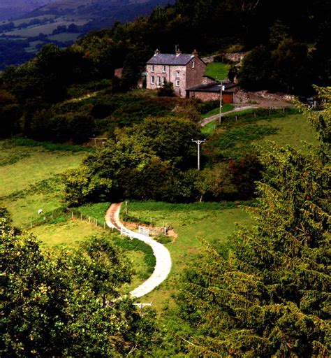 Travellers are attracted to wales because of its beautiful landscape. Landschaft, Wales Foto & Bild | europe, united kingdom ...