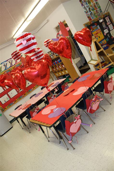 Decorating For Preschool Valentines Party Valentines Party Decor